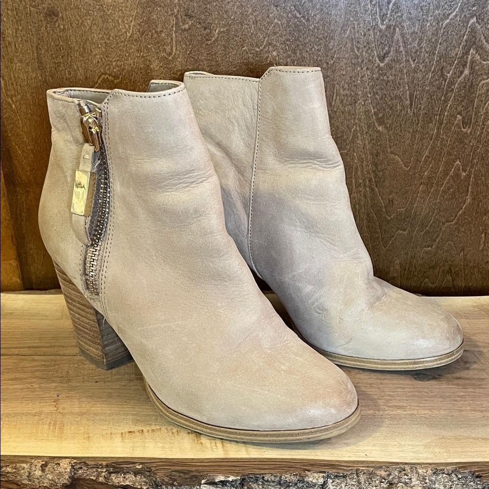 Aldo Women's Beige Ankle Boots
